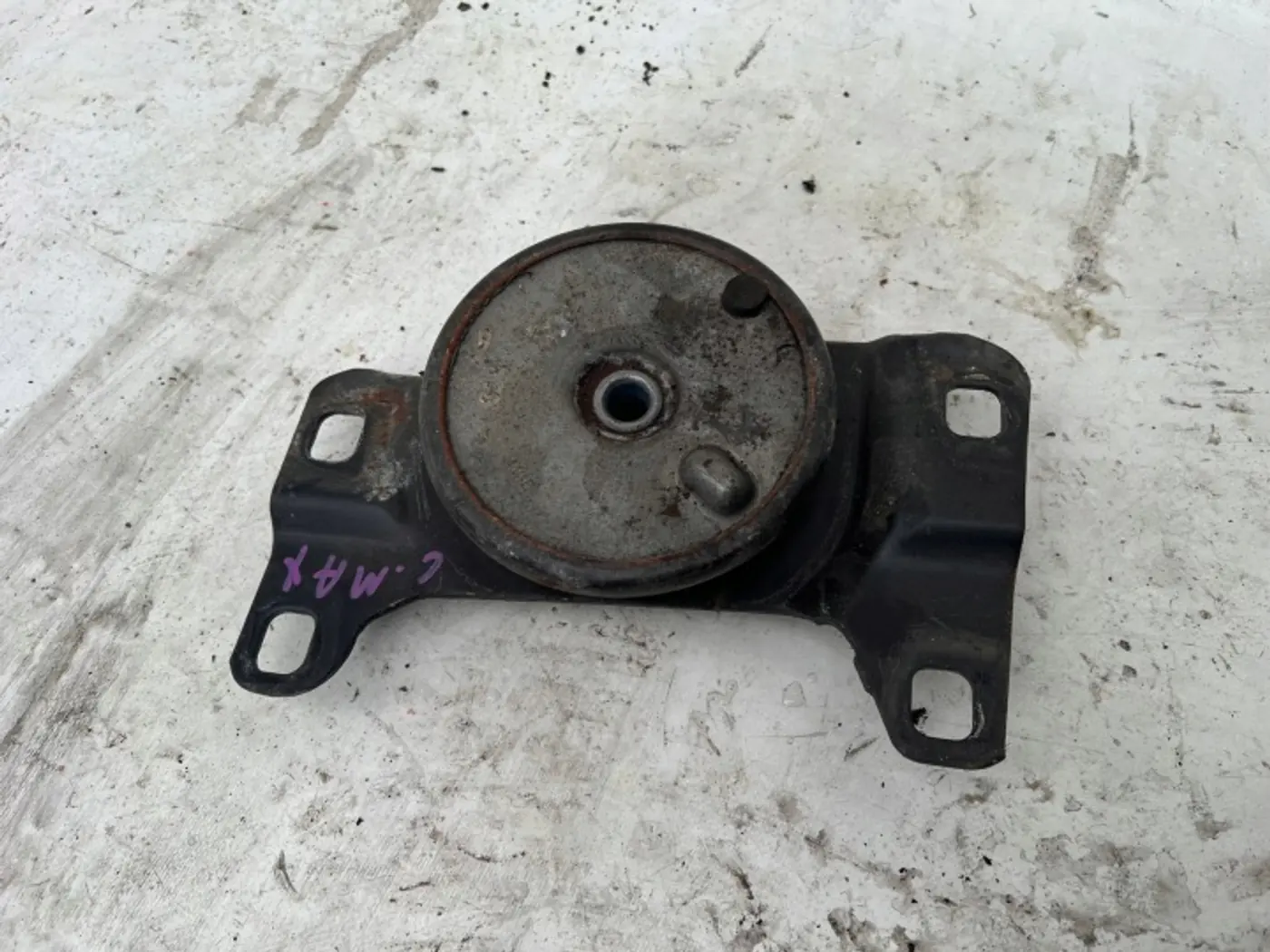 Подушка крепления КПП к Ford C-MAX 2010