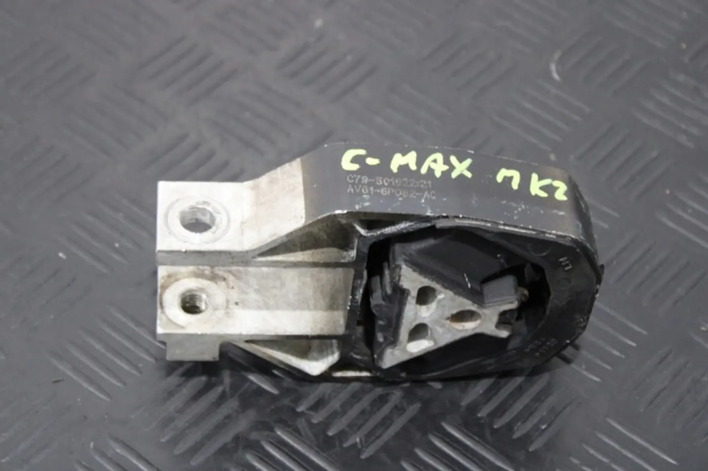 Подушка крепления КПП к Ford C-MAX 2010