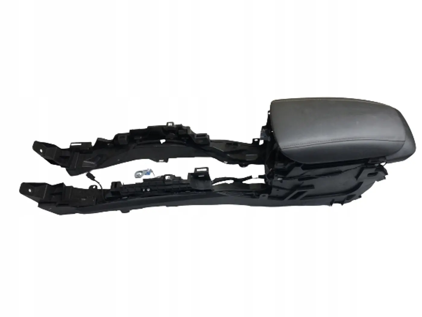 Подлокотник к Ford Mondeo 2015