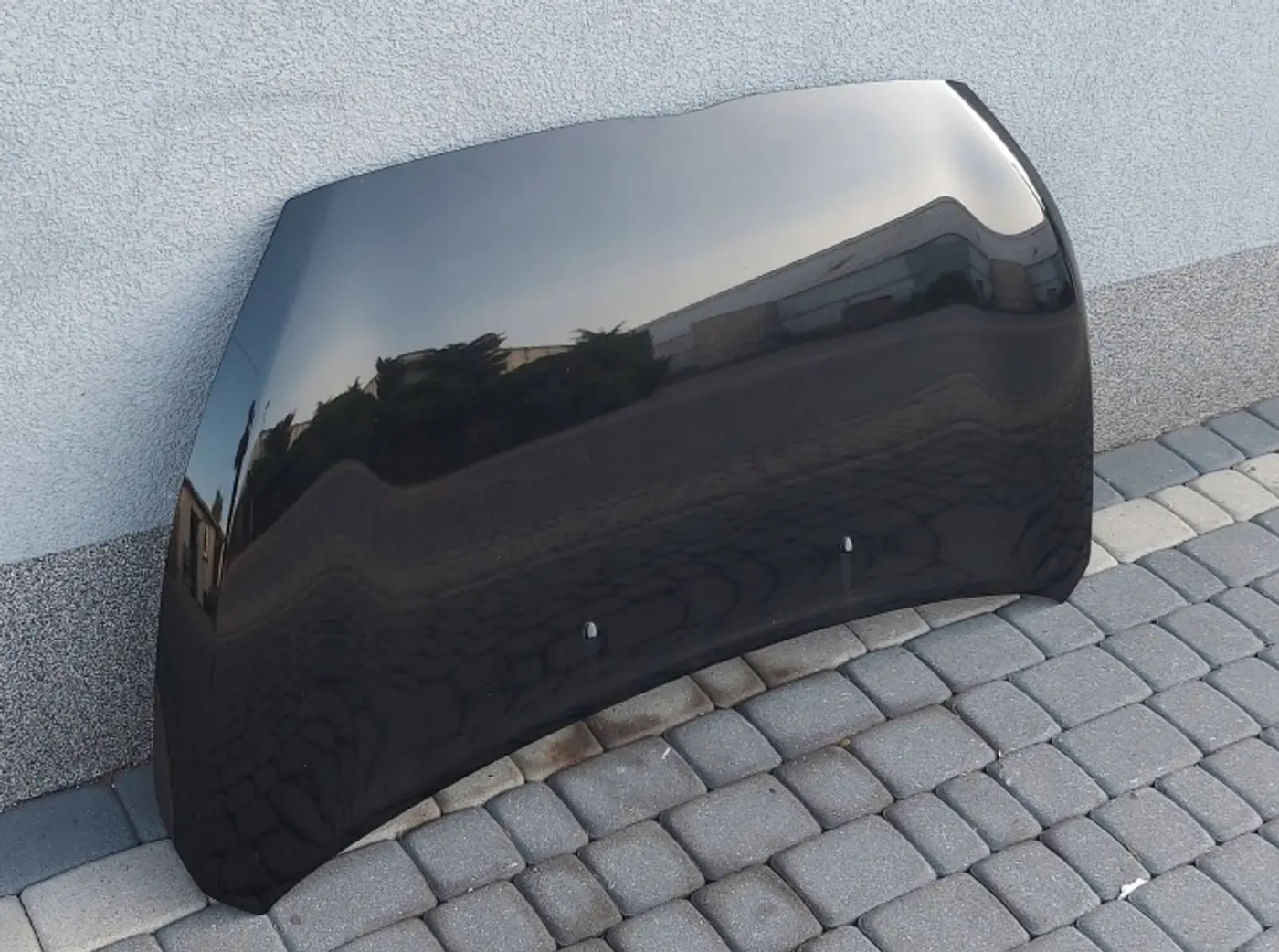 Капот к Mitsubishi Space Star 2012