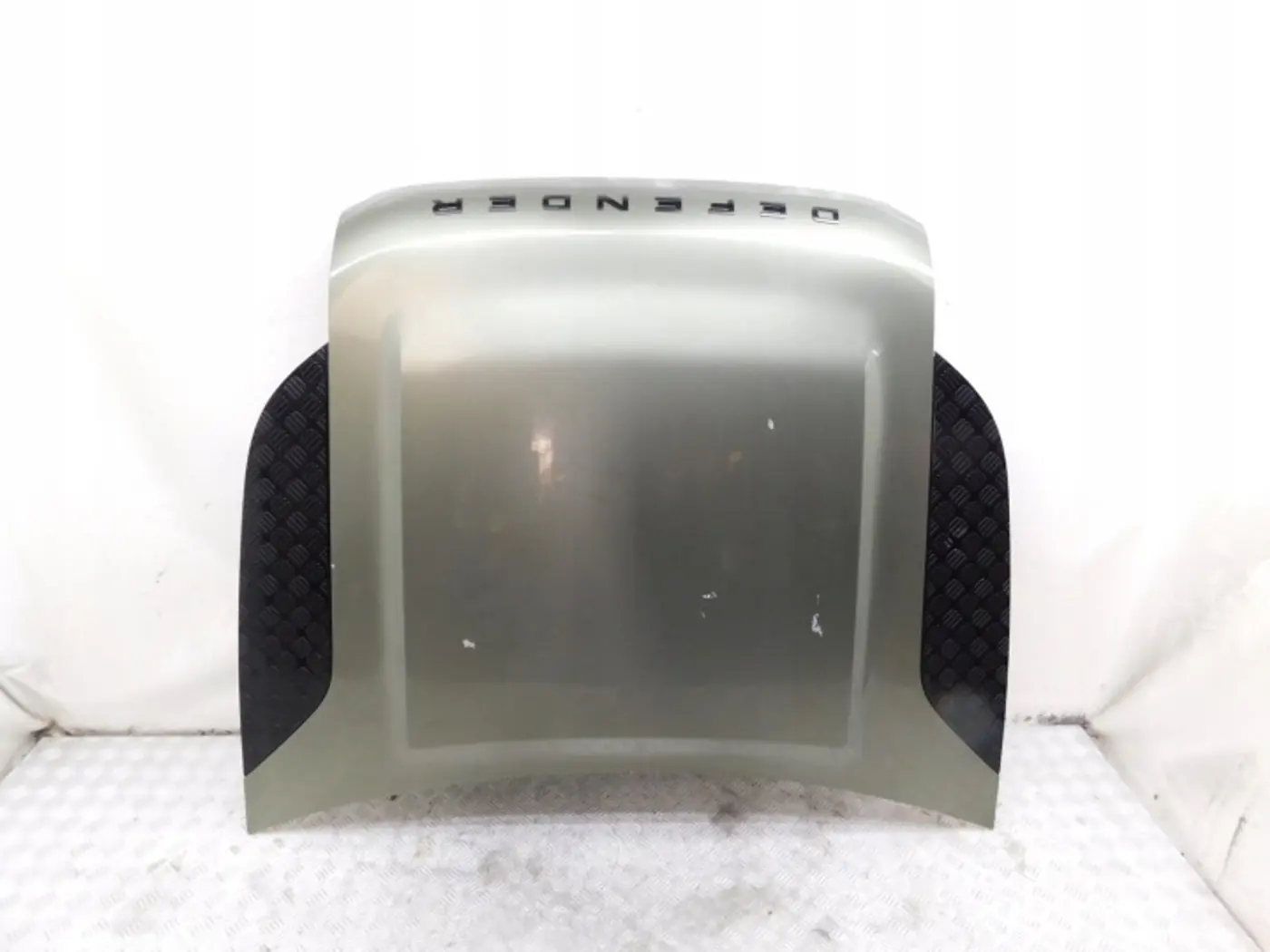 Капот к Land Rover Defender 2019