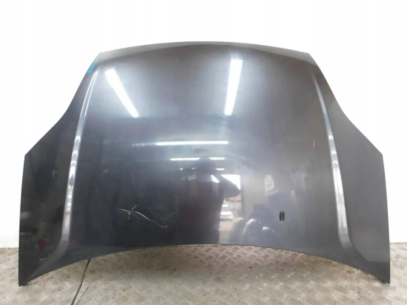 Капот к Ford Fiesta 2001