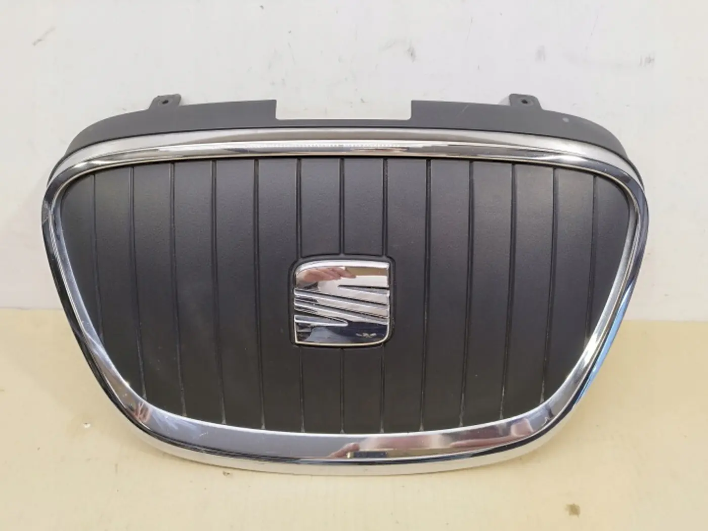 Решетка радиатора к SEAT Leon 2009