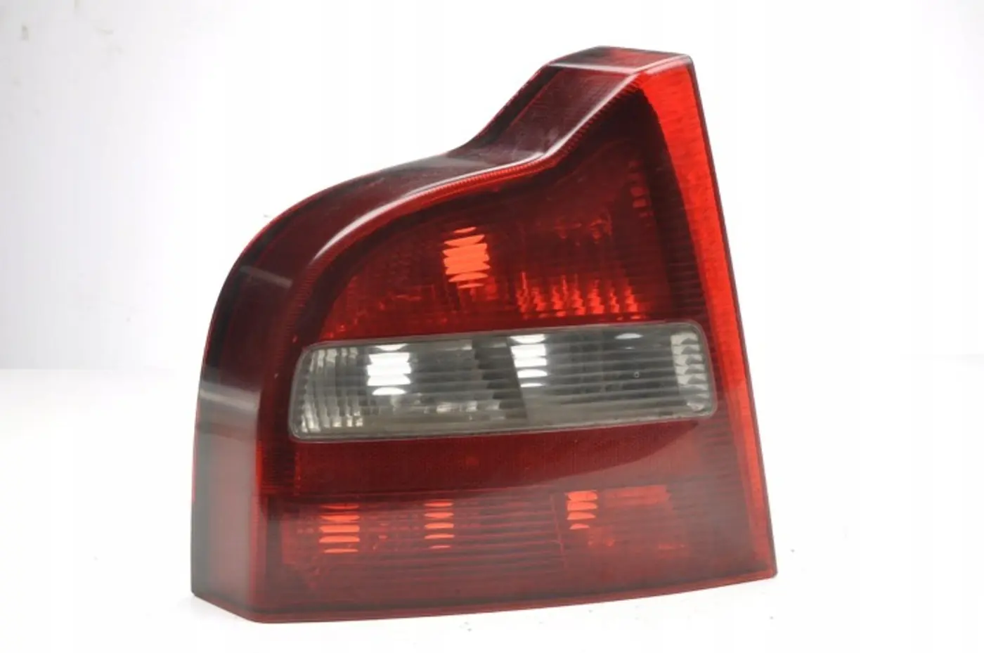 Фонарь задний левый к Volvo S80 1998