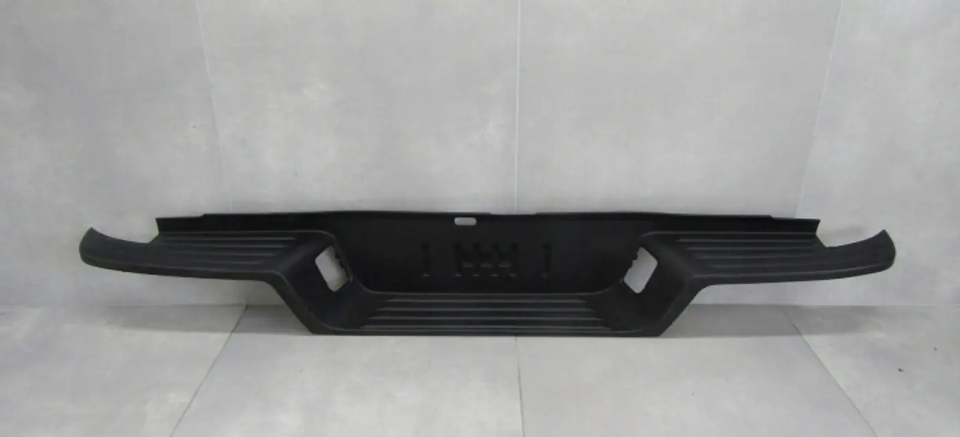 Бампер задний к Ford Ranger 2011