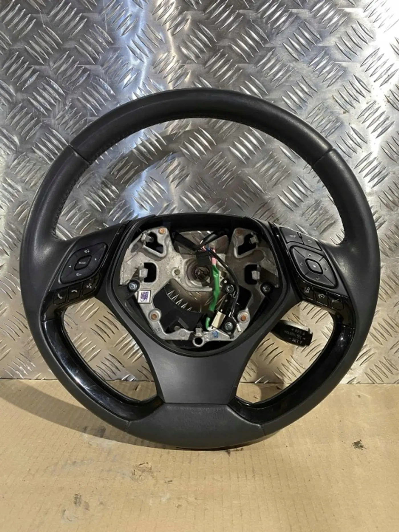 Руль к Toyota C-HR 2016
