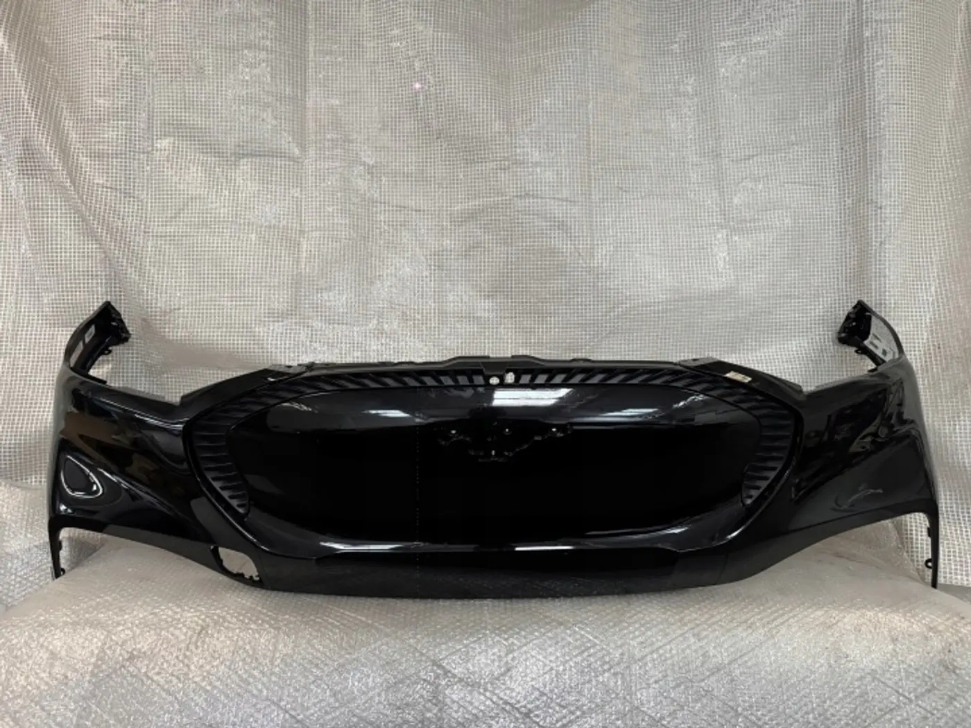 Бампер передний к Ford Mustang Mach-E 2020