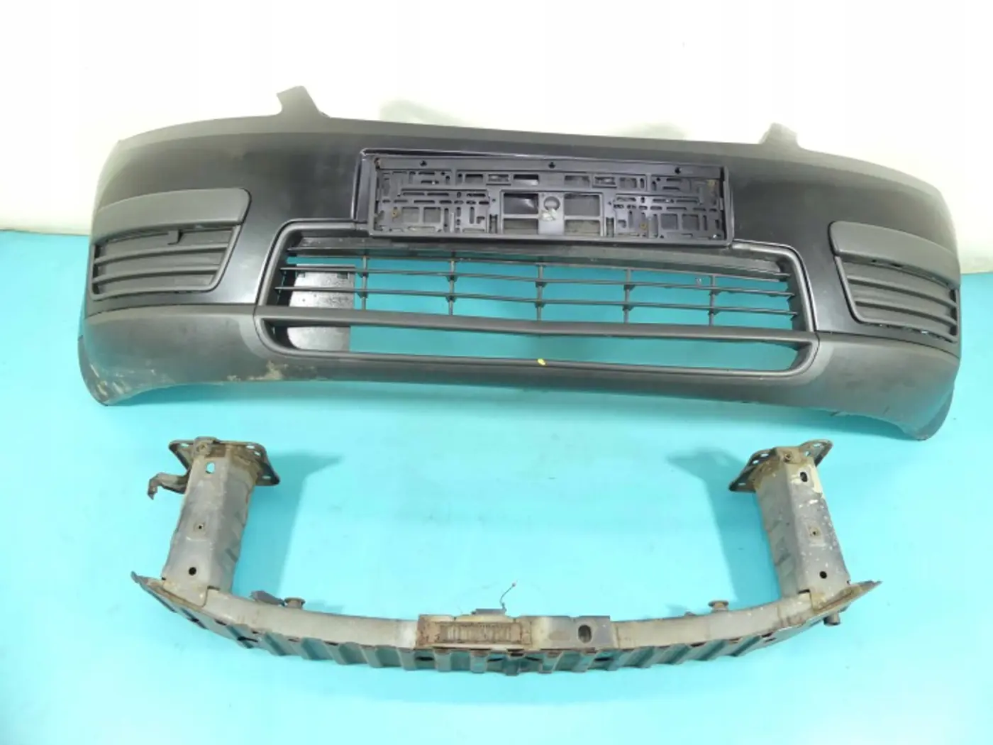 Бампер передний к Ford C-MAX 2003