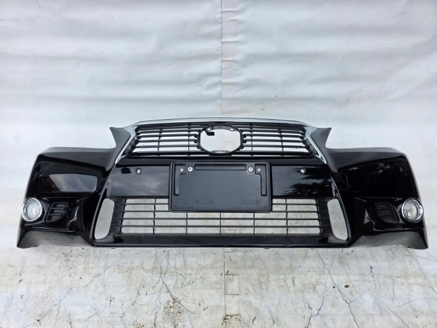 Бампер передний к Lexus GS 2011