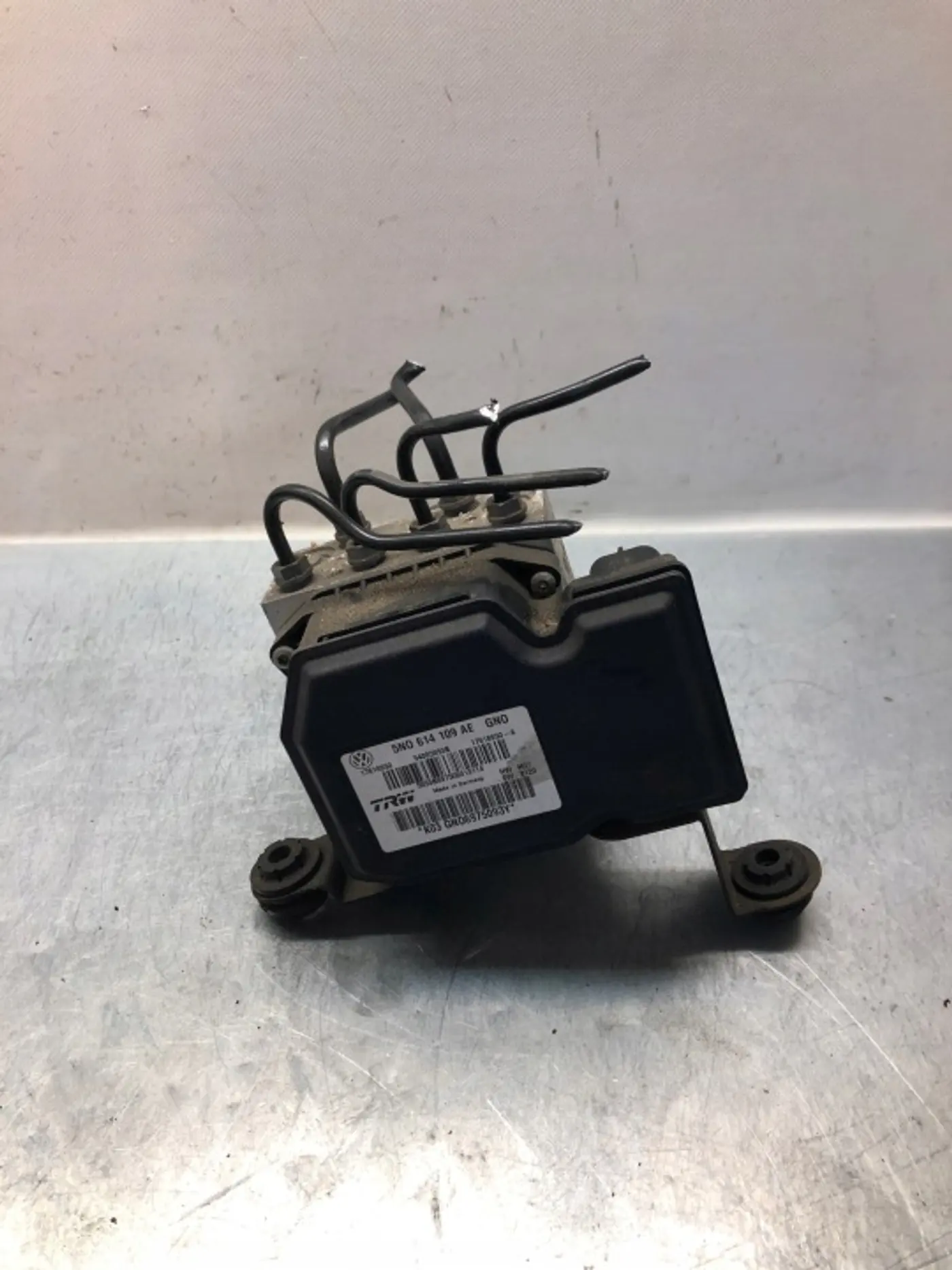 Блок ABS к Audi Q3 2011