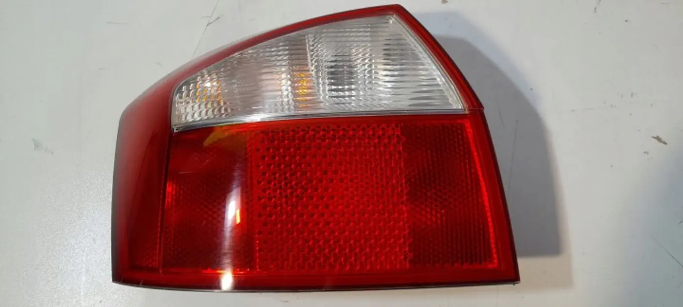 Фонарь задний левый к Audi S4 2005