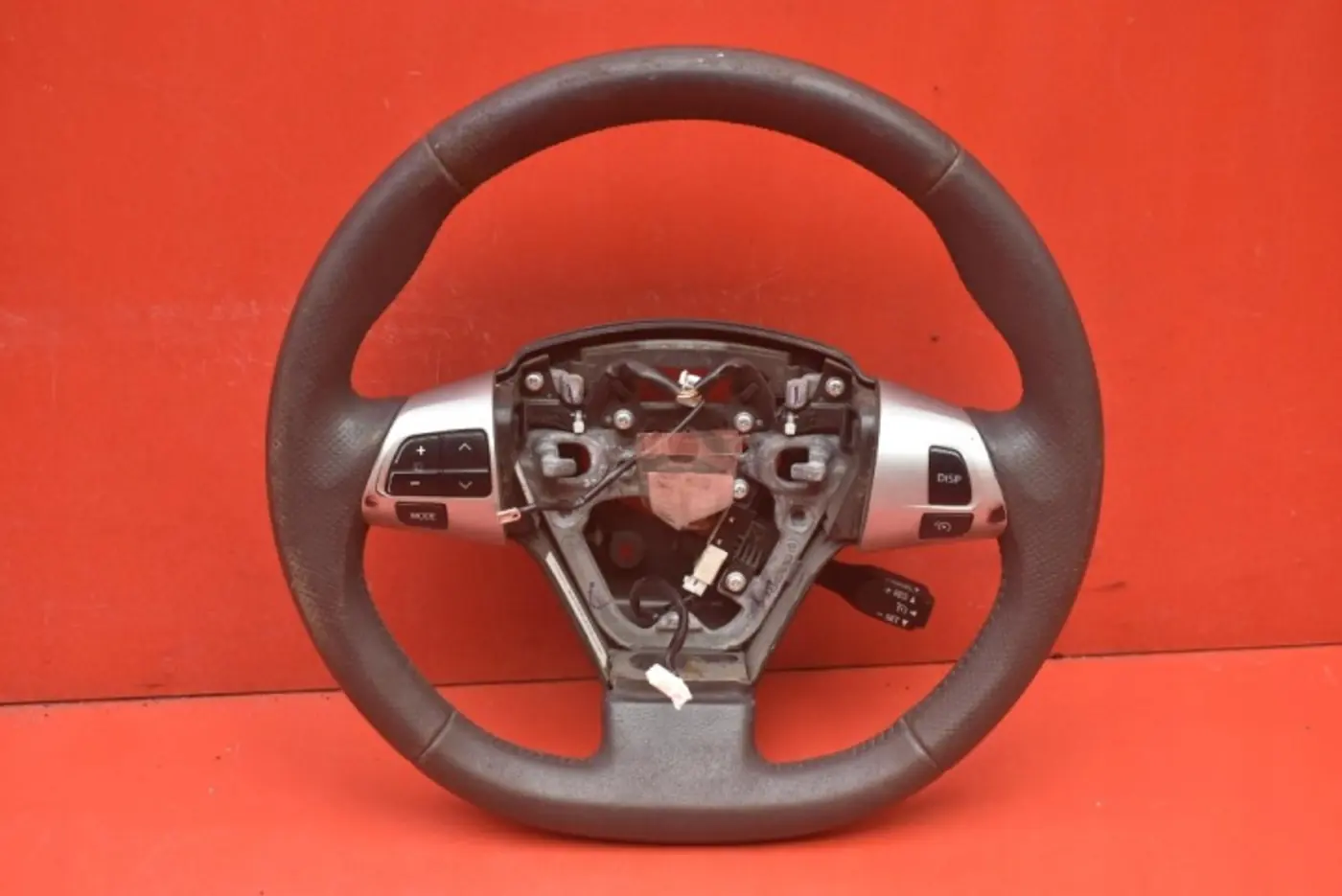 Руль к Toyota Auris 2006