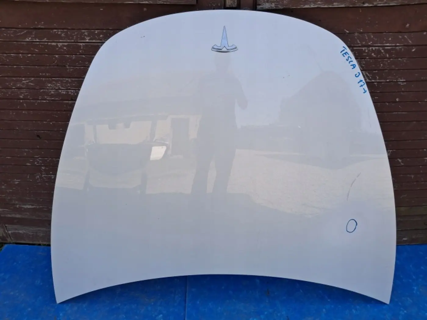 Капот к Tesla Model 3 2017