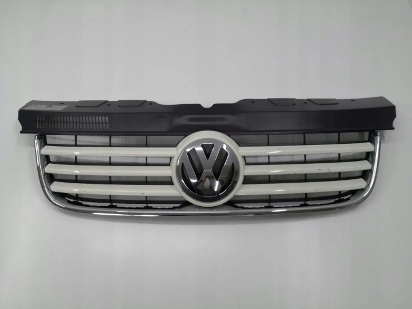 Решетка радиатора к Volkswagen Multivan 2003