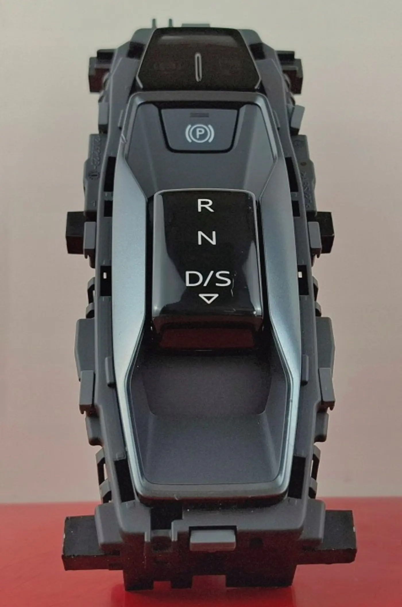 Кулиса к Audi e-tron 2018