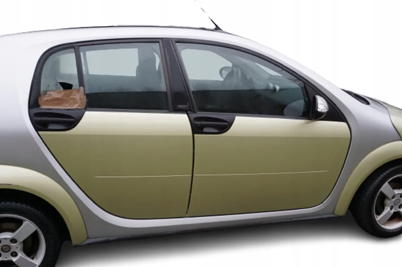 Дверь задняя правая к Smart Forfour 2004