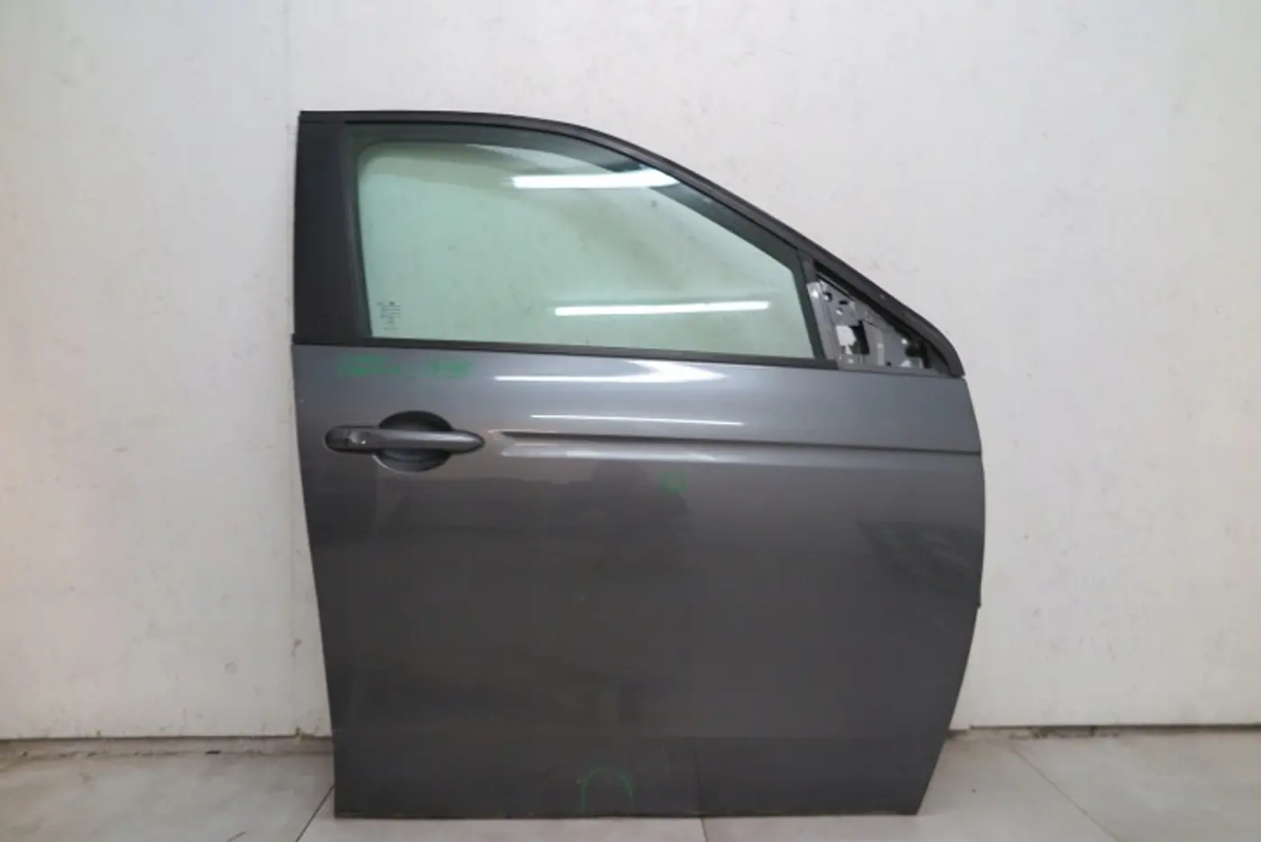 Дверь передняя правая к Smart Forfour 2014