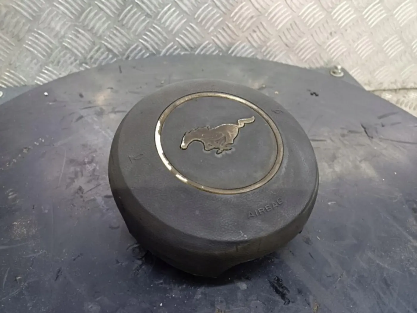 Подушка безопасности к Ford Mustang 2014