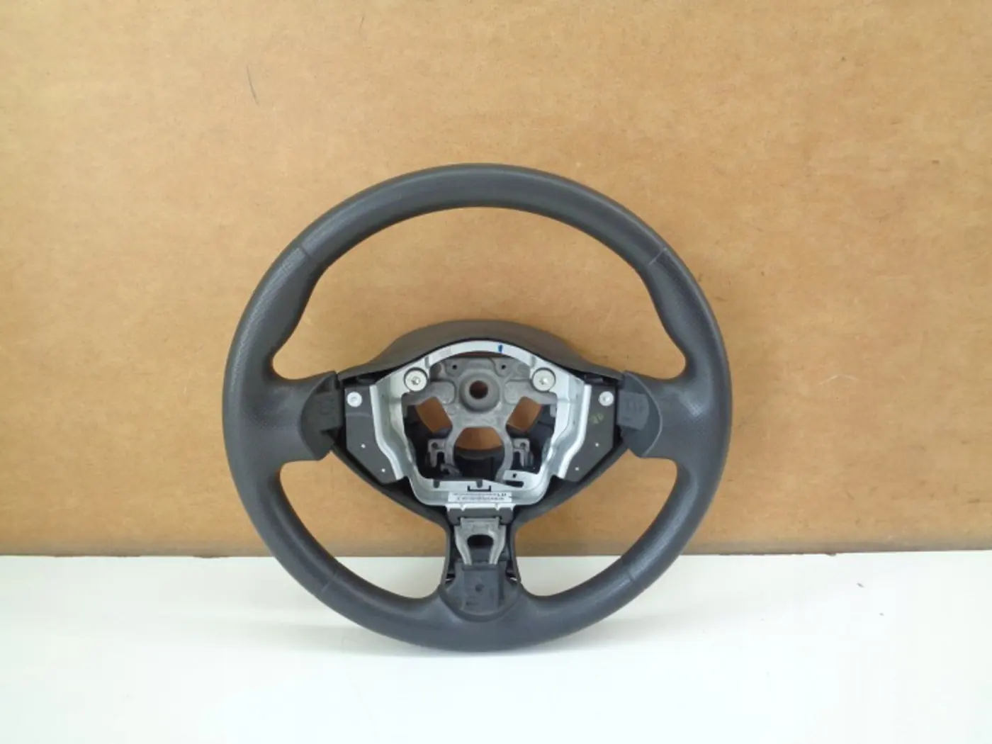 Руль к Nissan Juke 2010
