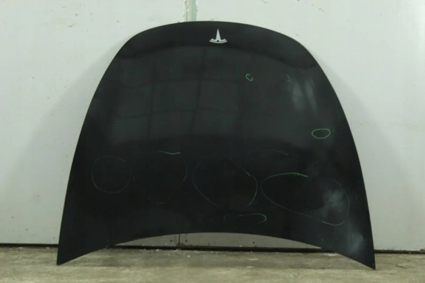Капот к Tesla Model Y 2020