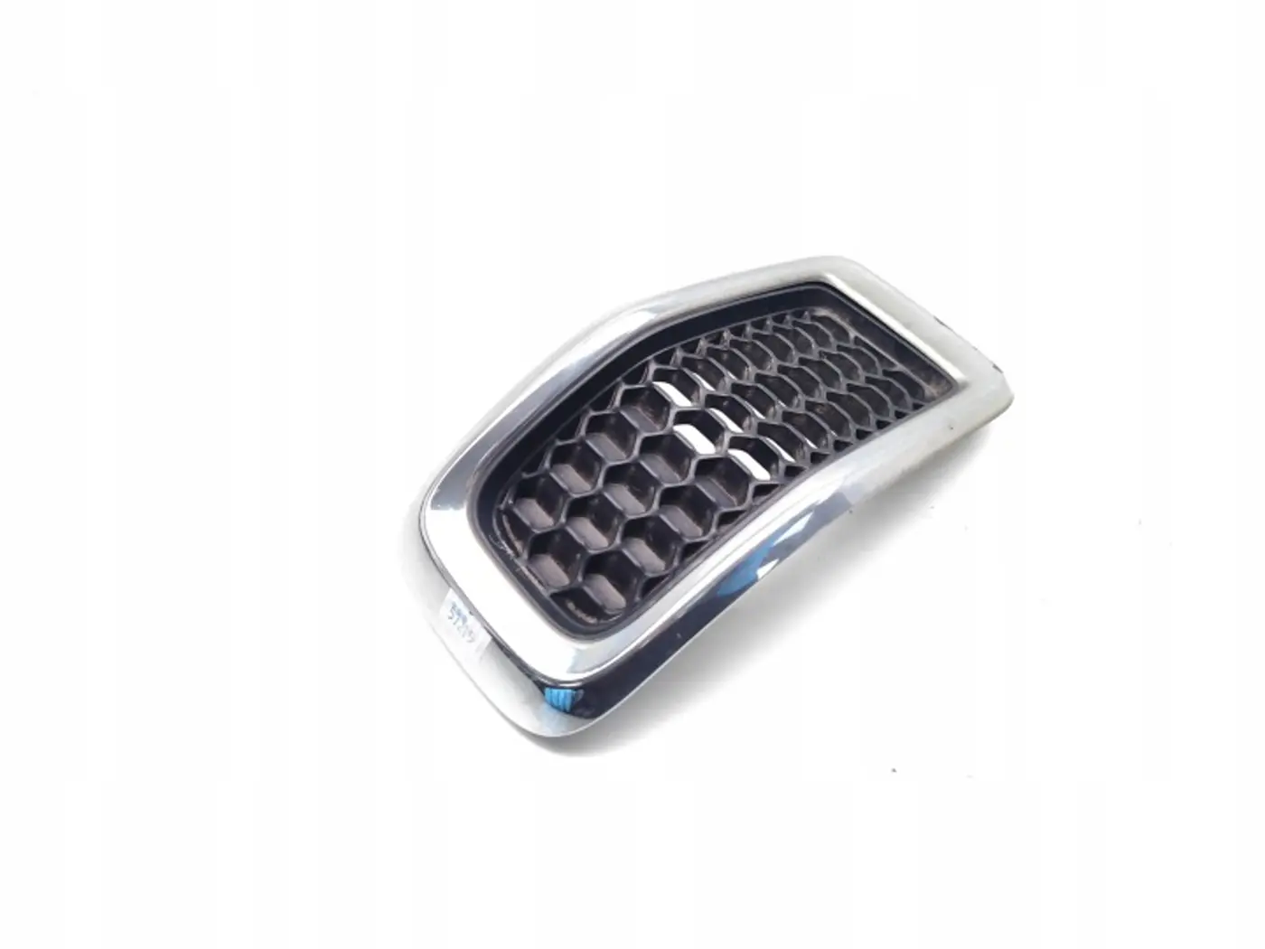 Решетка радиатора к Jeep Cherokee 2013