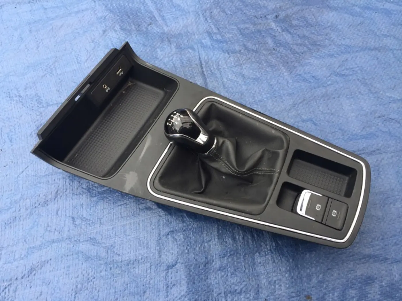 Ручка кулисы КПП к SEAT Leon 2012