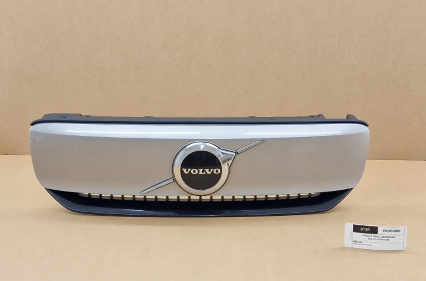 Решетка радиатора к Volvo C40 2021