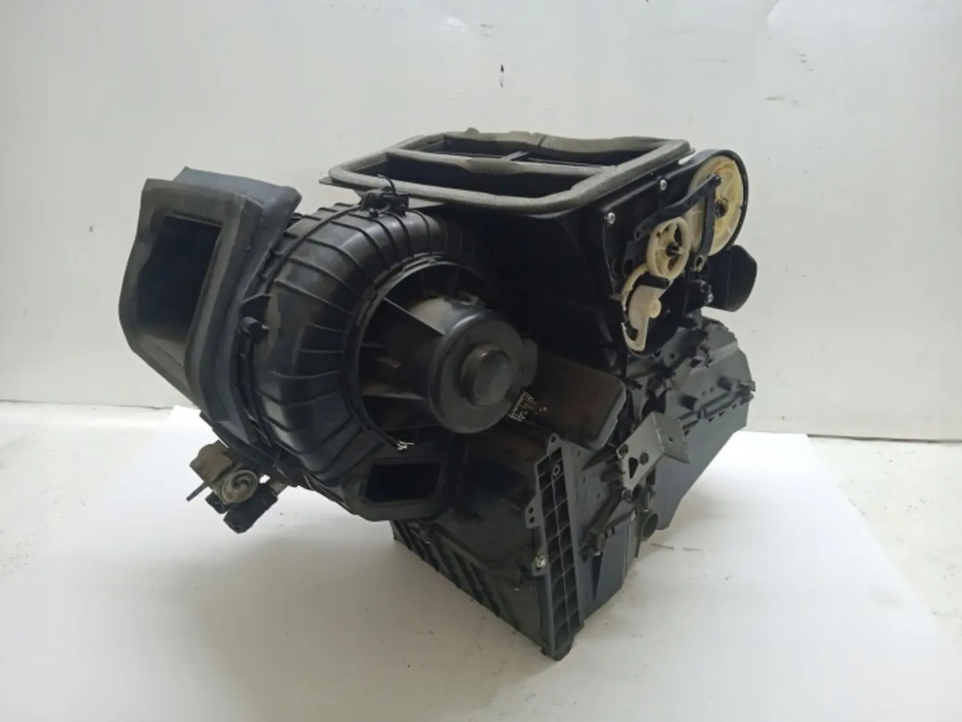 Отопитель в сборе (печка) к Ford Mondeo 2007