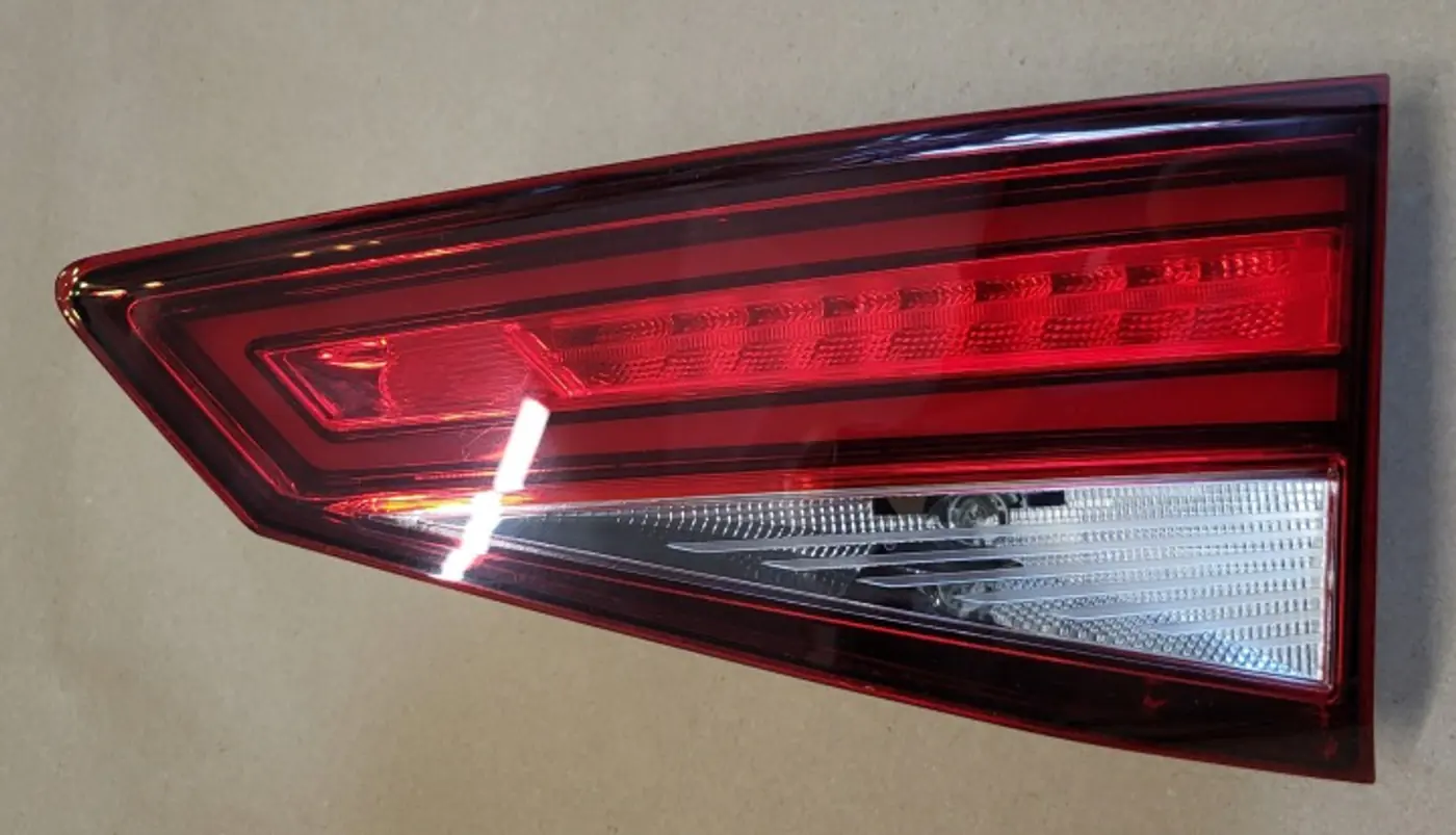 Фонарь задний правый к SEAT Ateca 2016