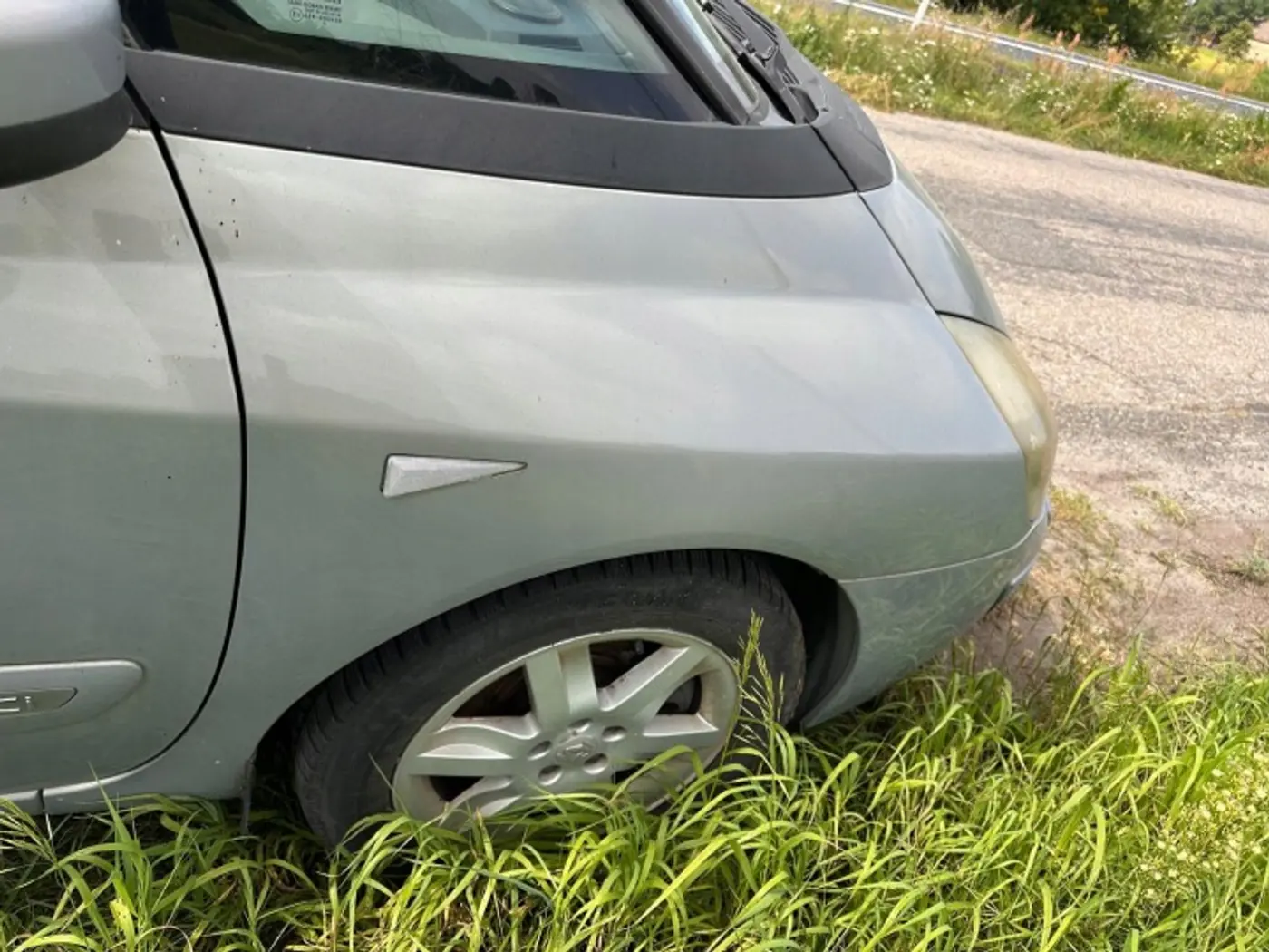 Крыло переднее правое к Renault Espace 2002