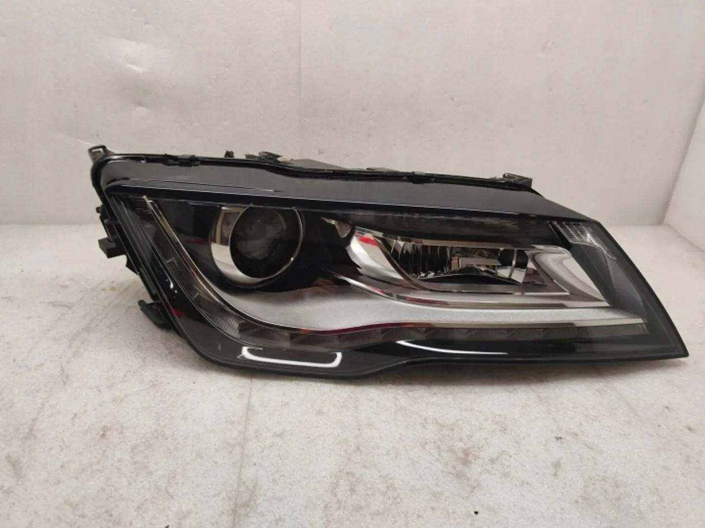 Фара правая к Audi S7 2012