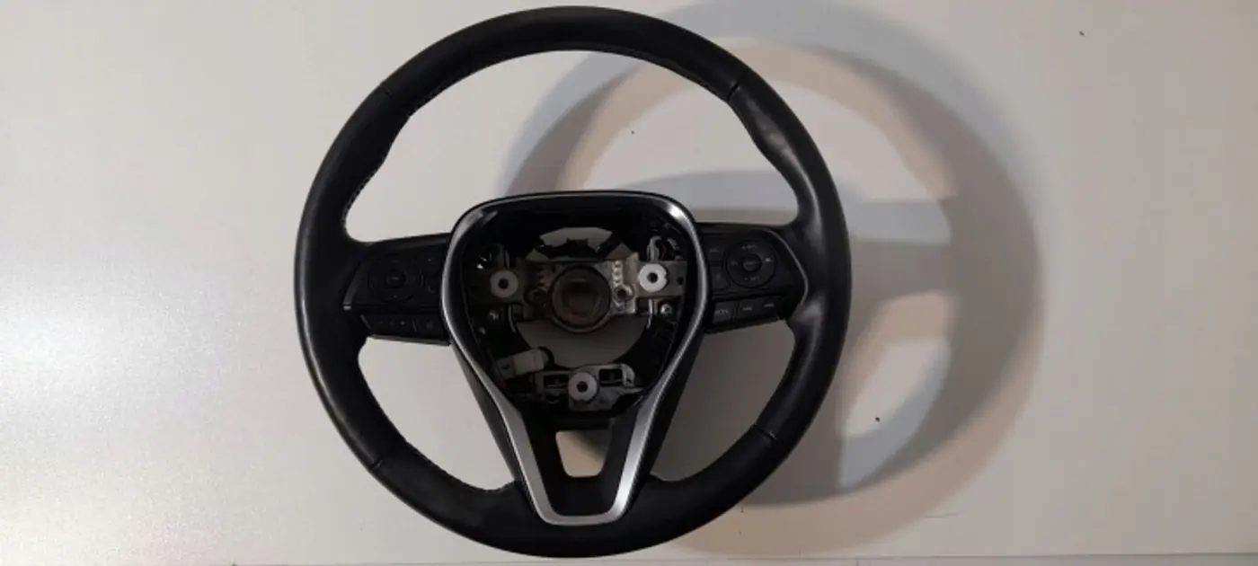 Руль к Toyota Corolla 2018
