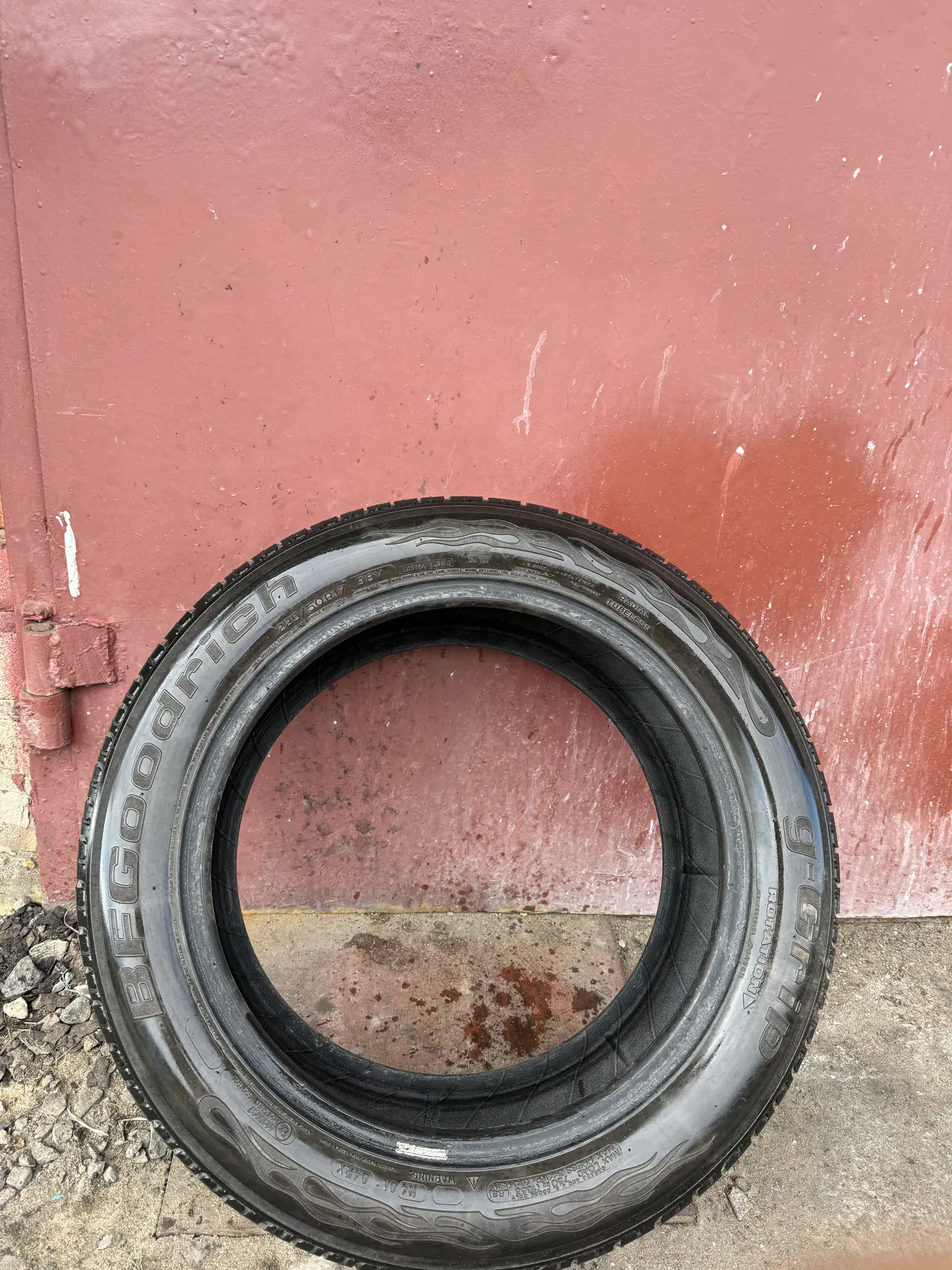 R17 225 50 BF Goodrich G-grip