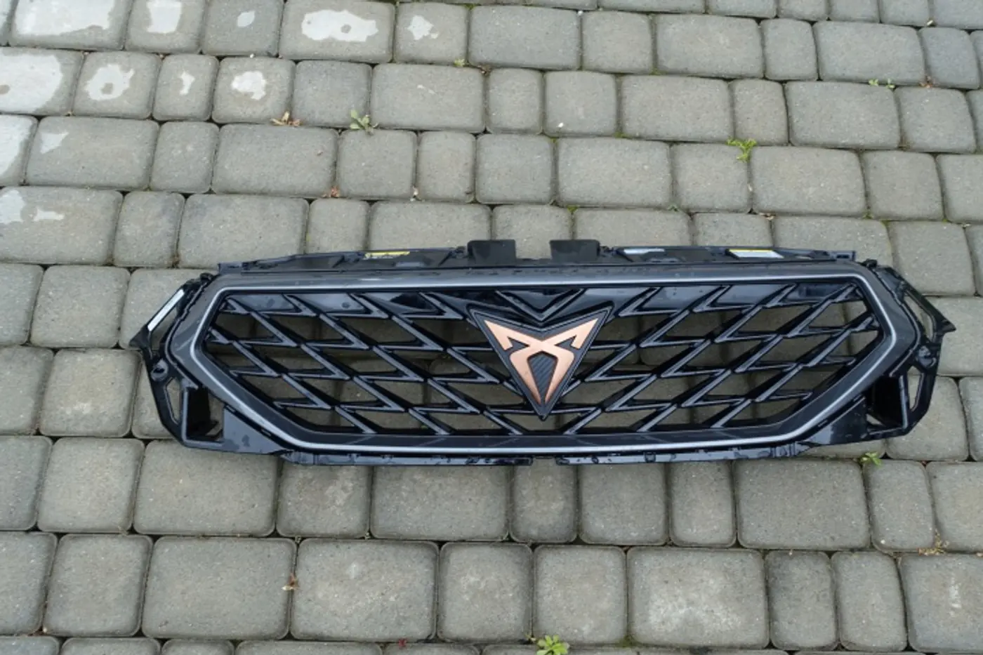 Решетка радиатора к Cupra Ateca 2020