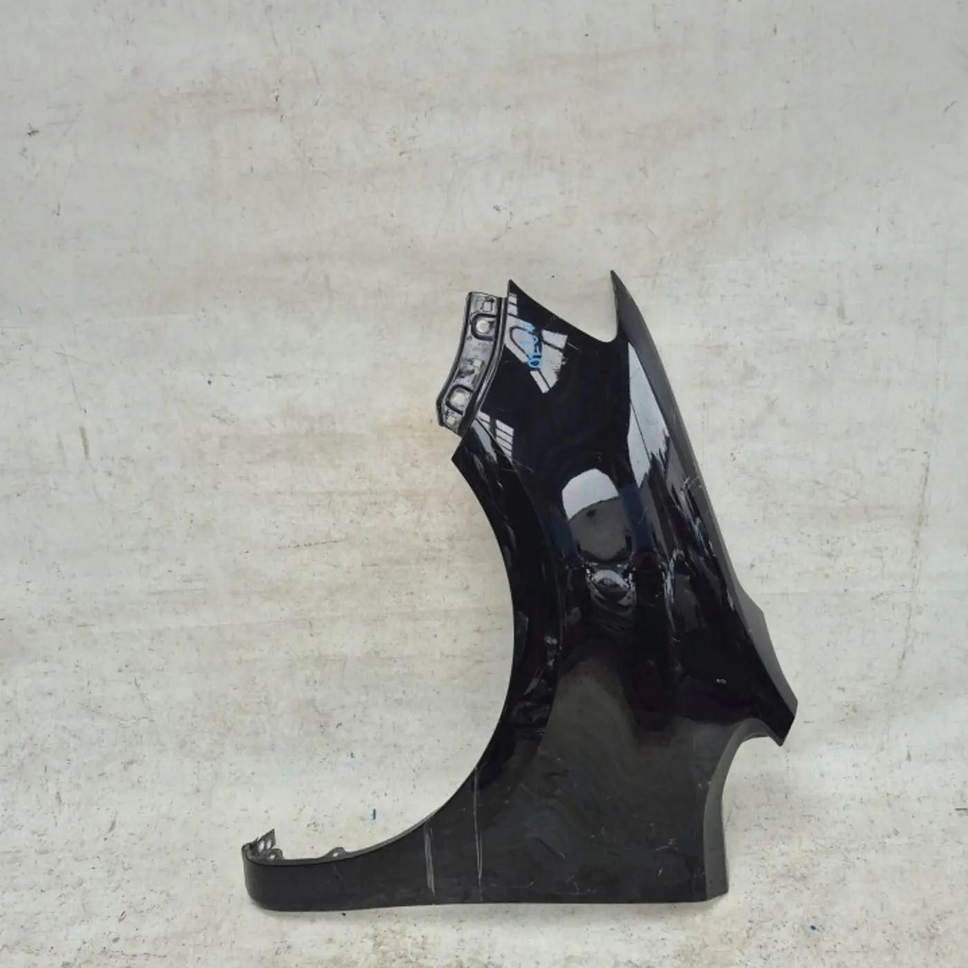 Крыло переднее левое к SEAT Alhambra 2010