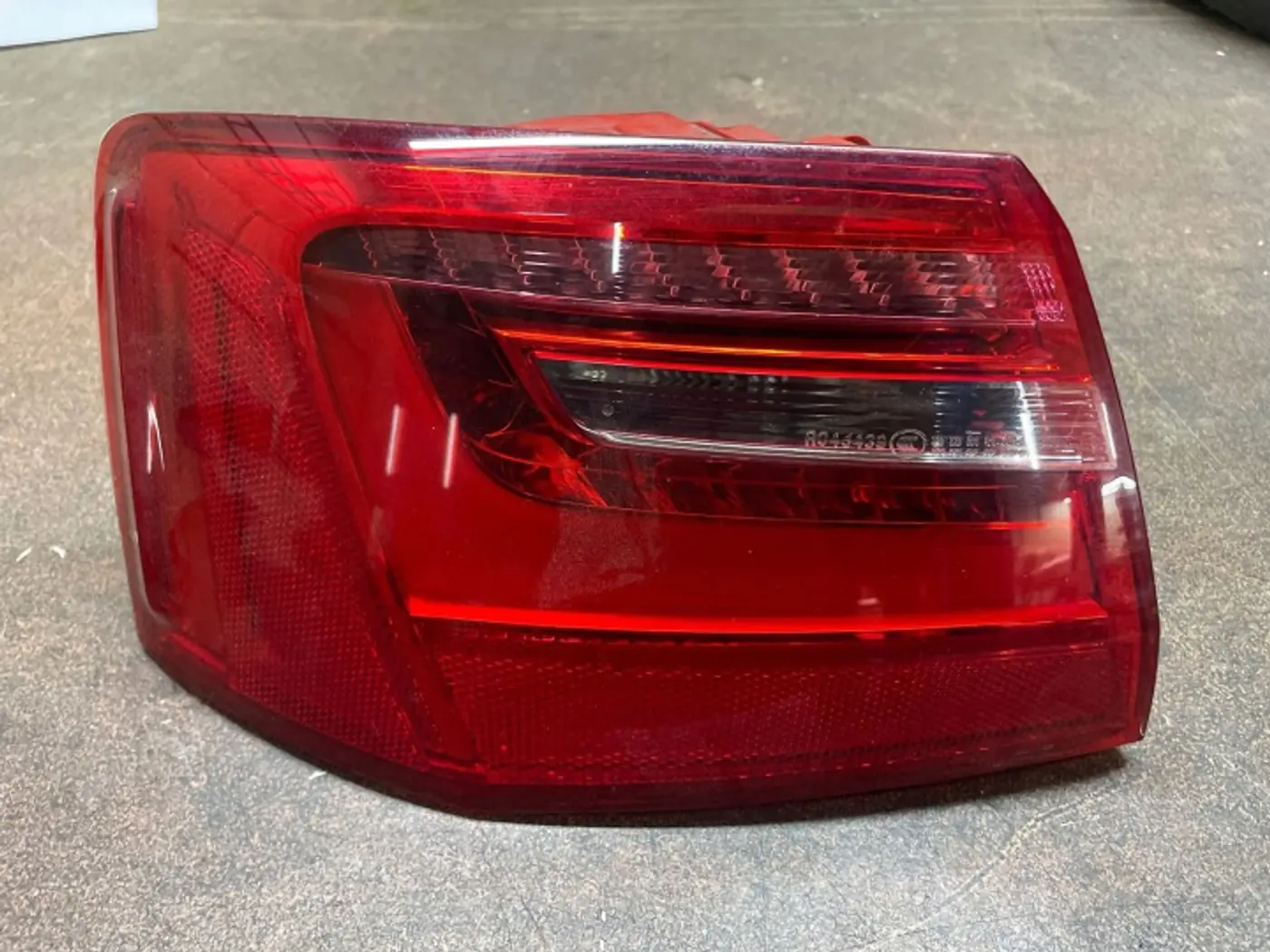 Фонарь задний левый к Audi S6 2012
