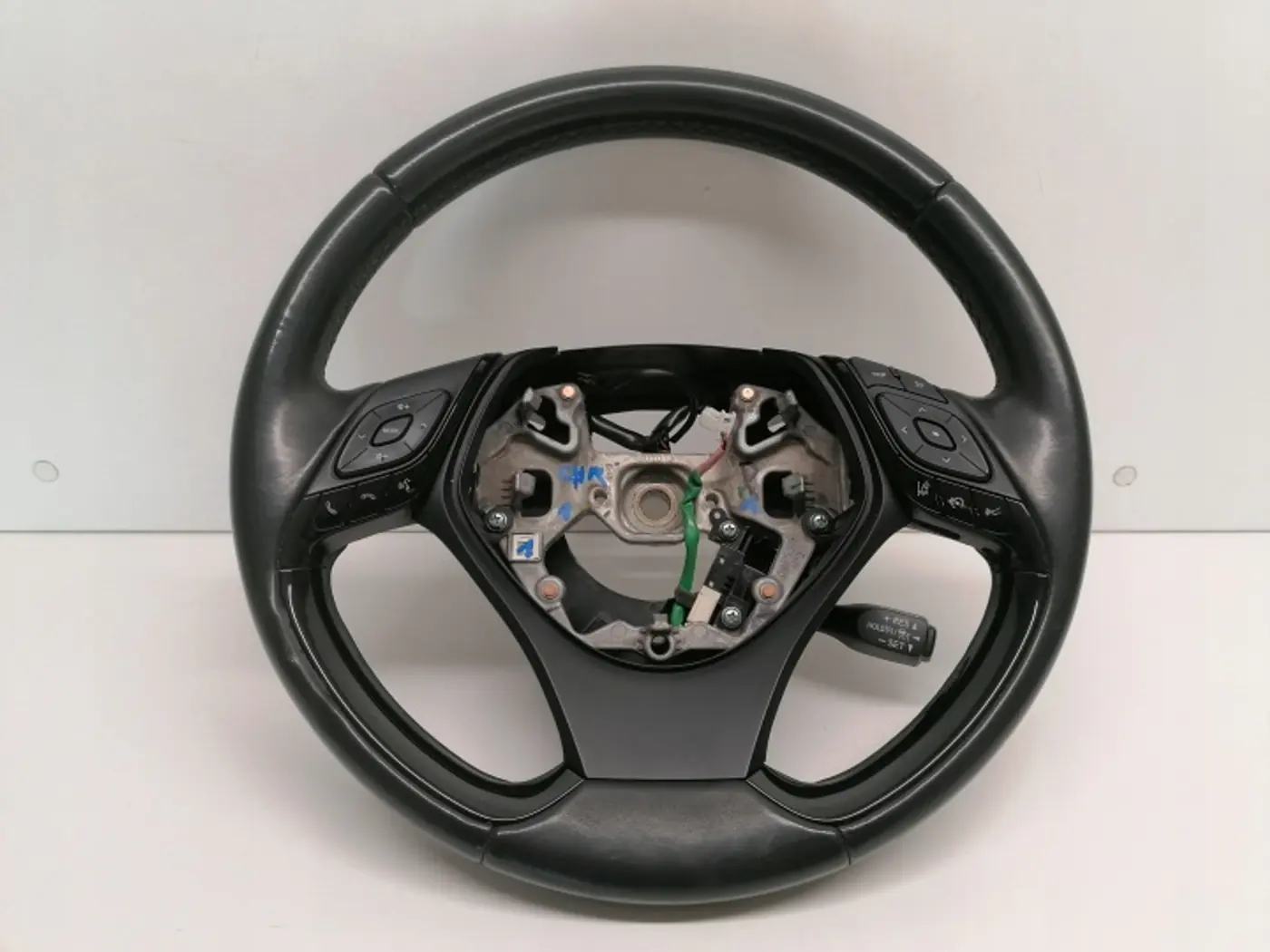 Руль к Toyota C-HR 2019