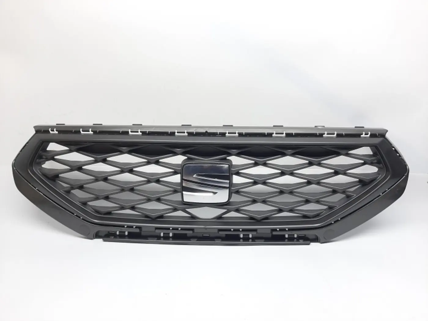 Решетка радиатора к SEAT Tarraco 2018