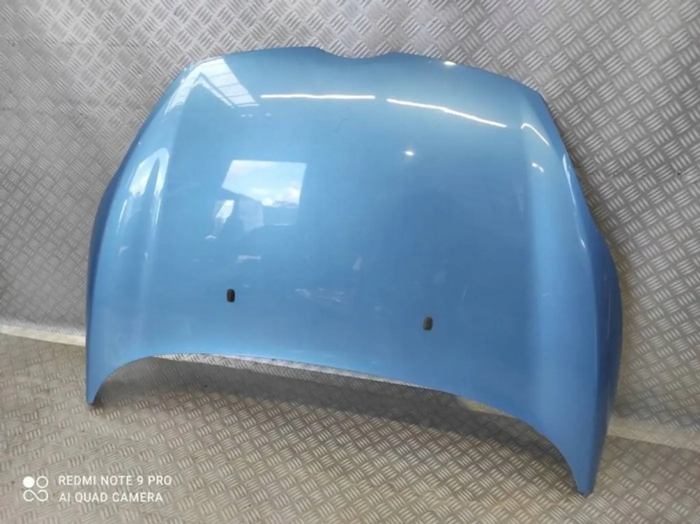 Капот к Ford Fiesta 2001