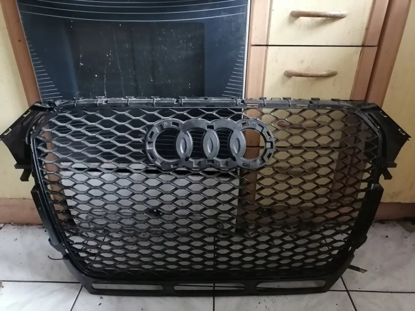 Решетка радиатора к Audi RS 4 2012