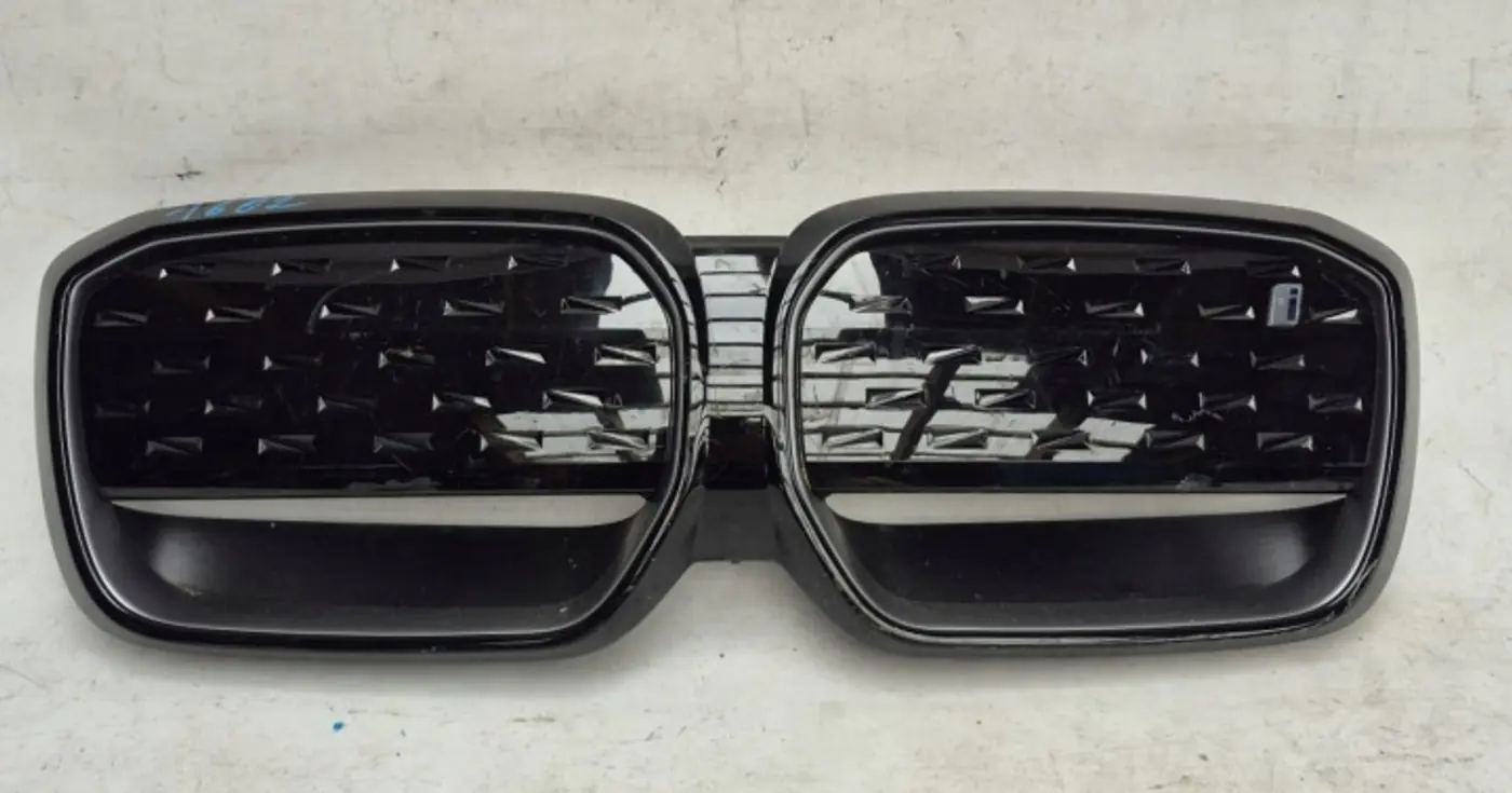 Решетка радиатора к BMW iX3 2020