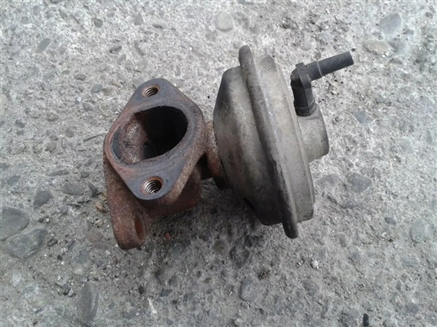 Клапан EGR к Chrysler Voyager 2001