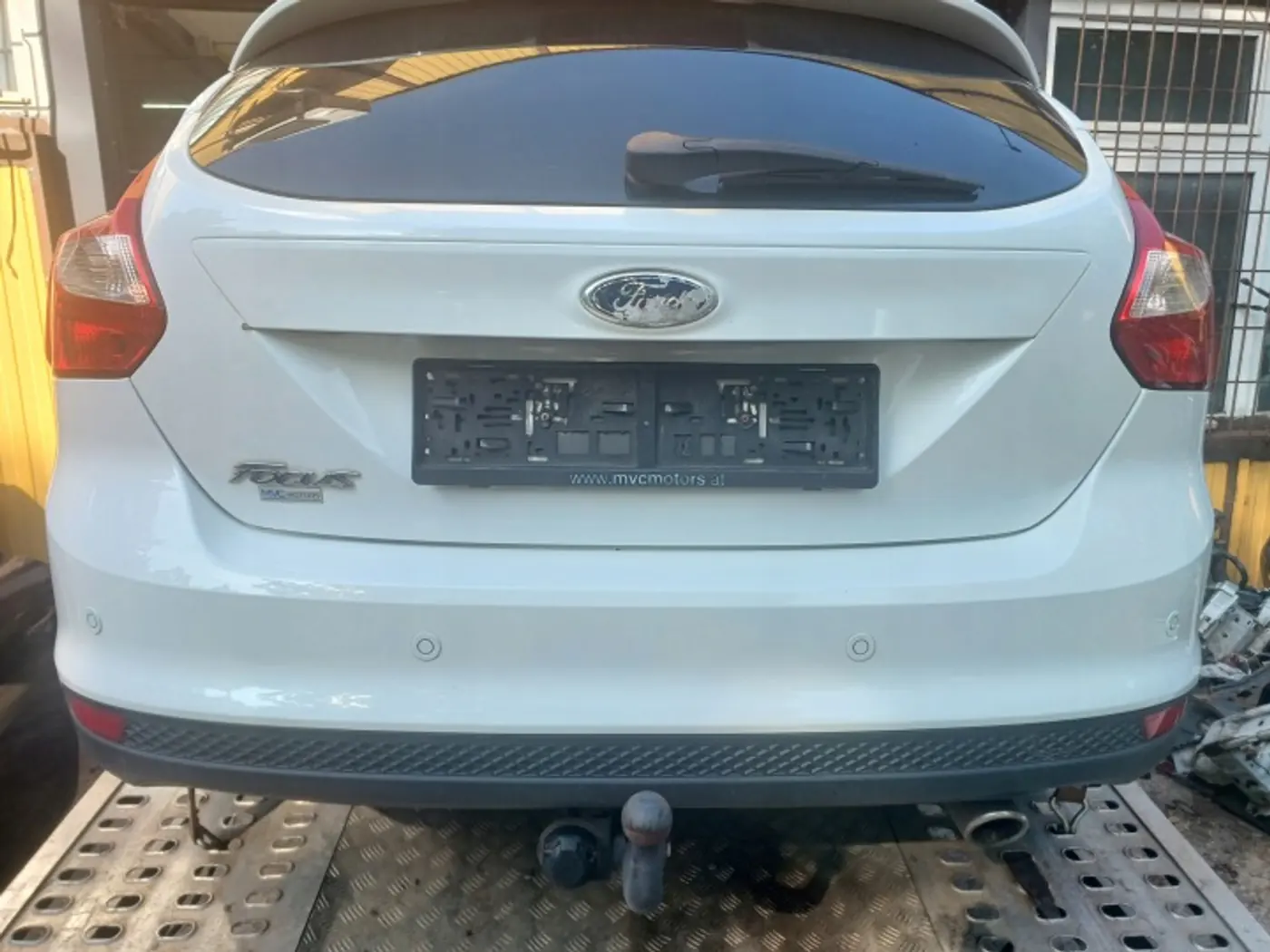 Бампер задний к Ford Focus 2011