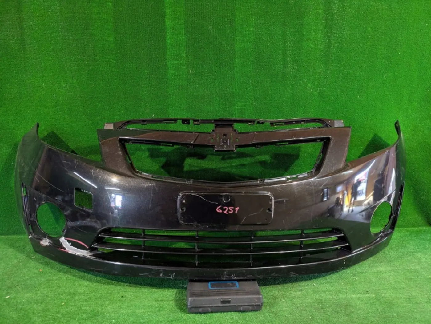 Бампер передний к Chevrolet Spark 2010