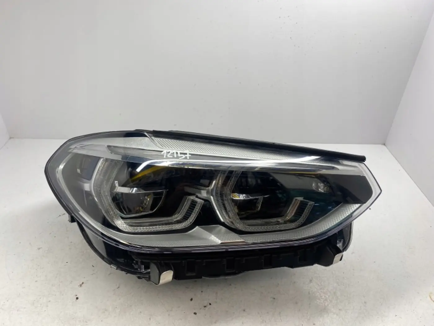 Фара правая к BMW iX3 2020