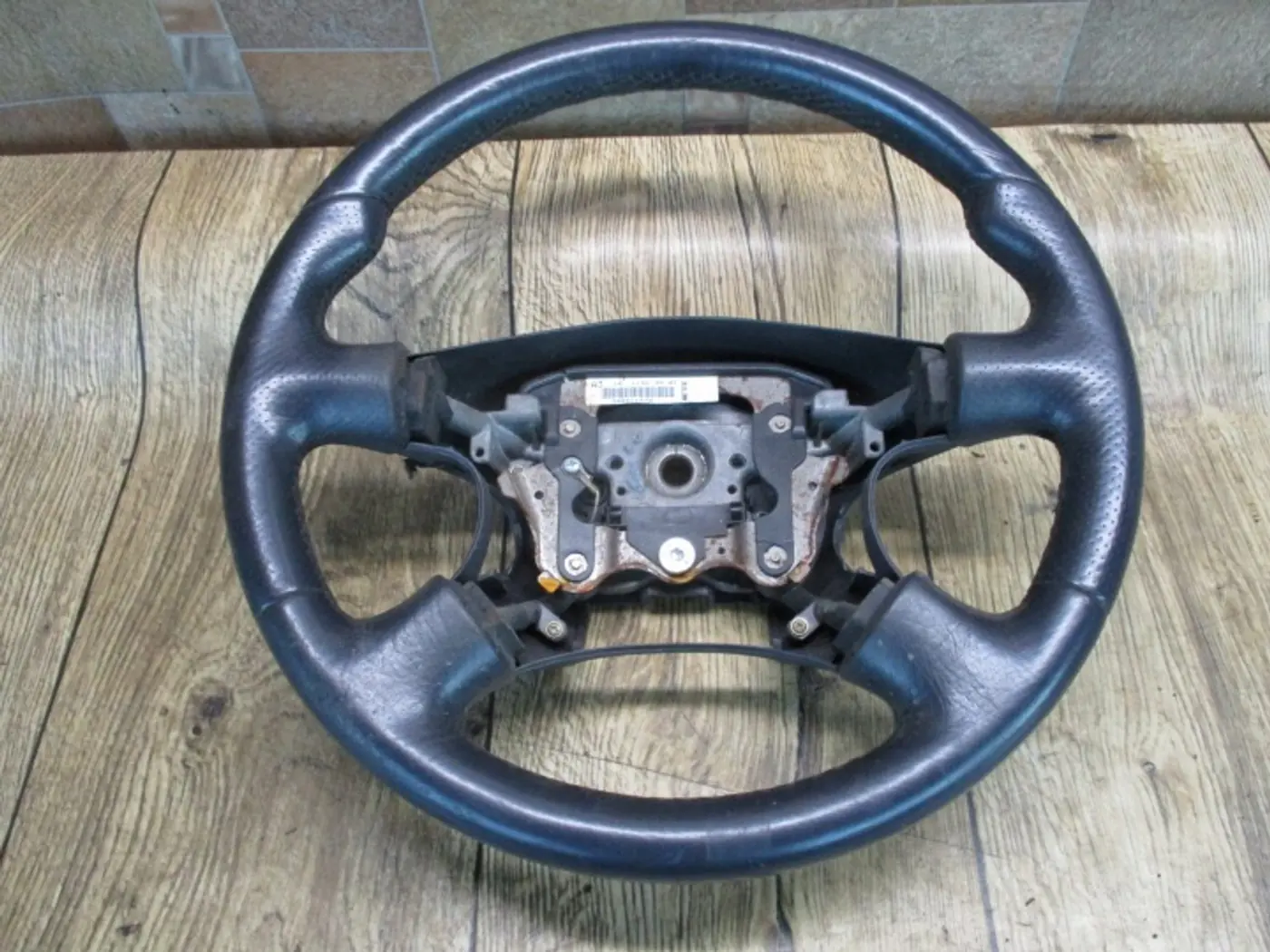 Руль к Nissan Almera 2000