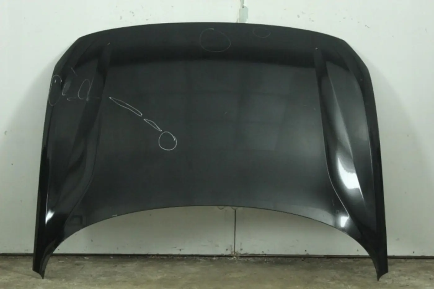 Капот к Polestar 2 2020
