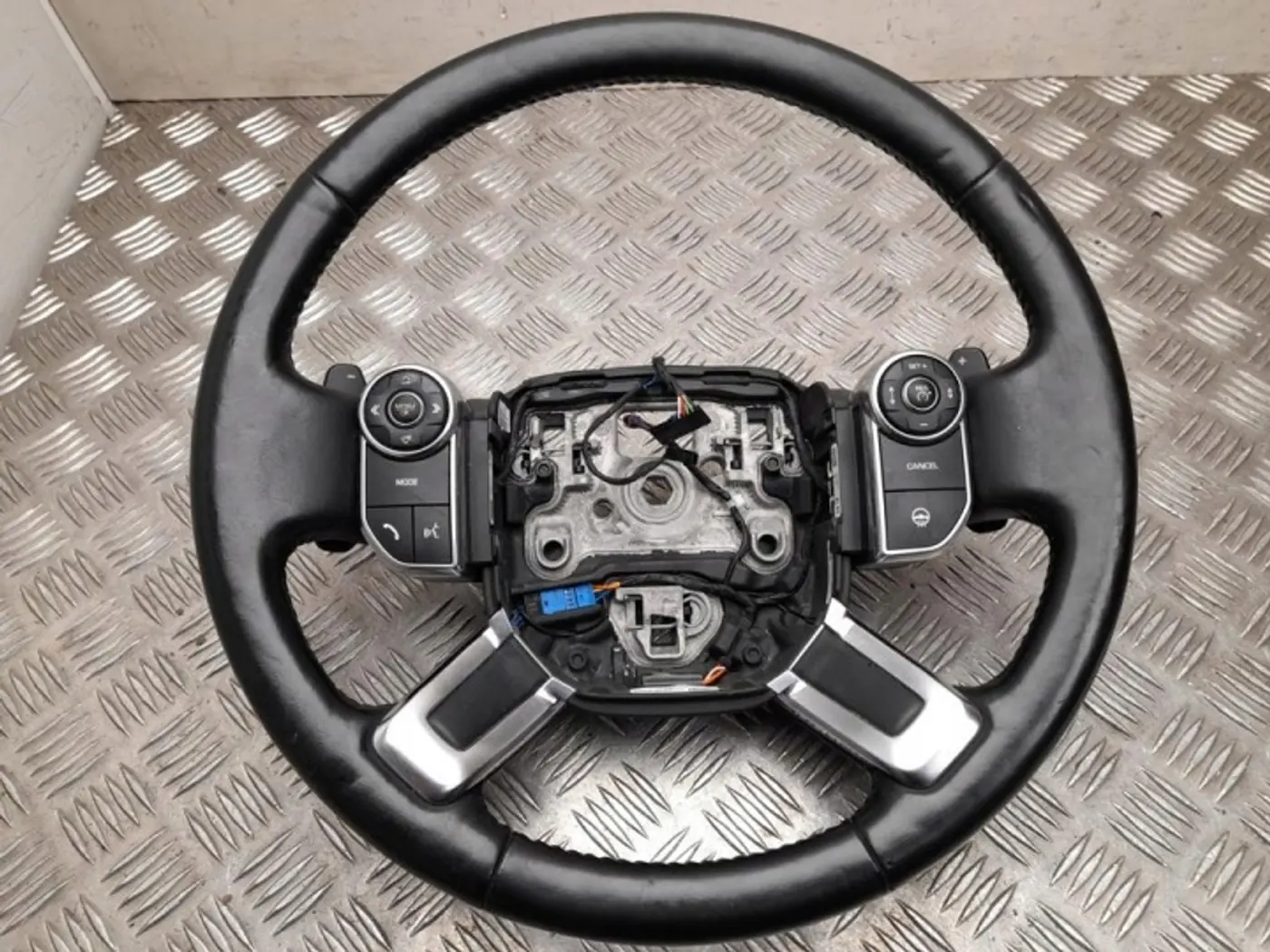 Руль к Land Rover Range Rover 2012