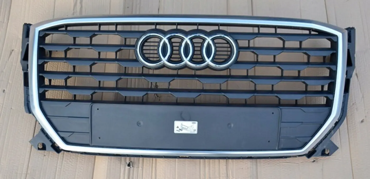 Решетка радиатора к Audi Q2 2020