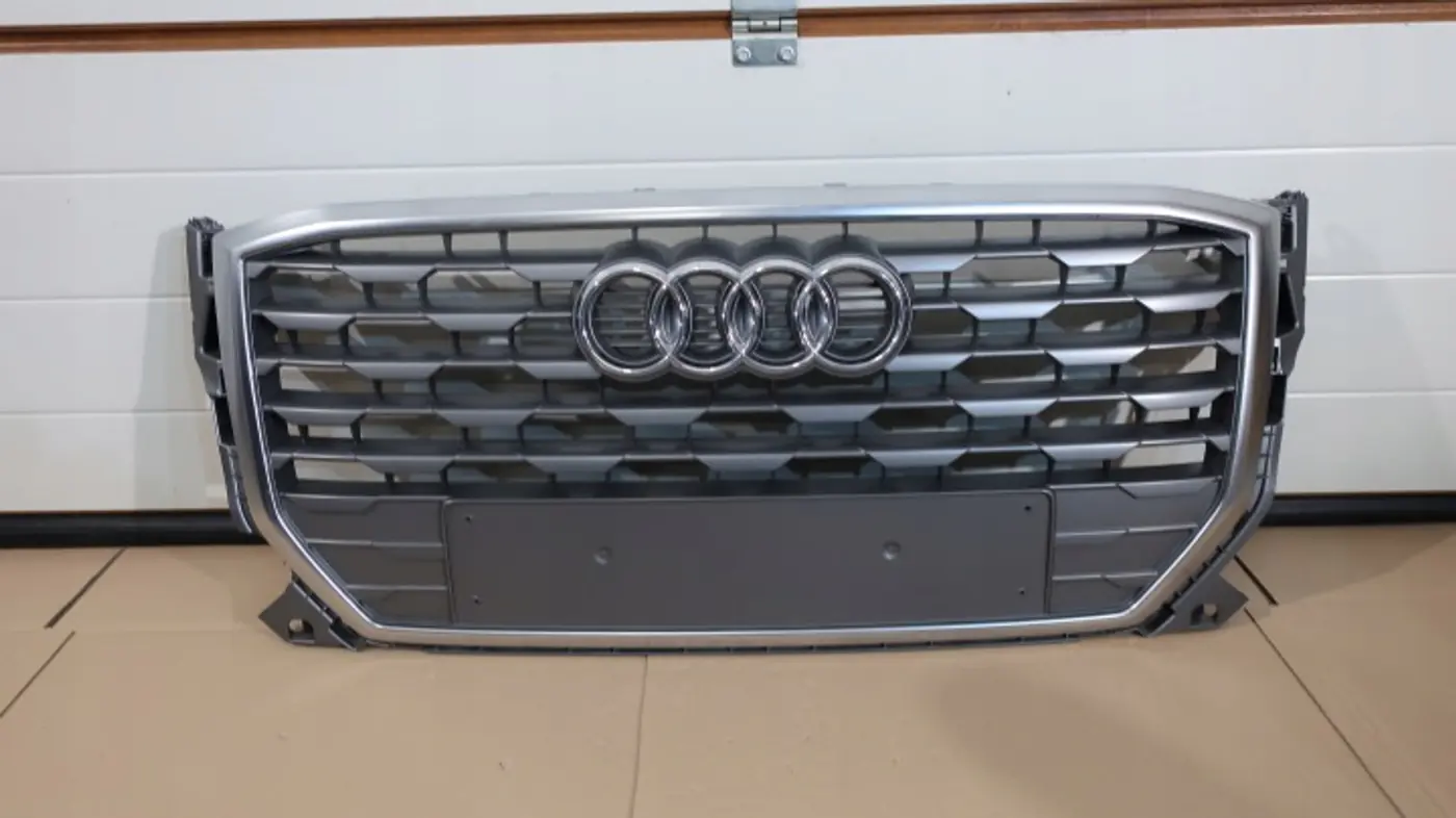 Решетка радиатора к Audi Q2 2020